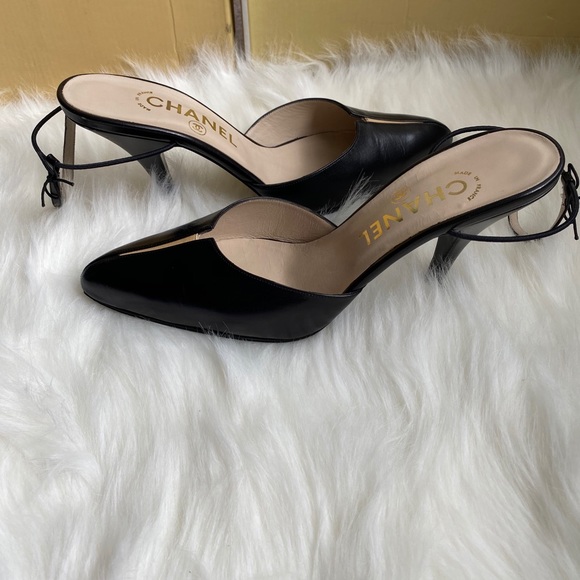 Chanel Heels - Picture 5 of 7